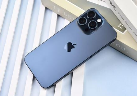 崖州苹果维修点分享iPhone 15 Pro Max屏幕更换全新实操风险 